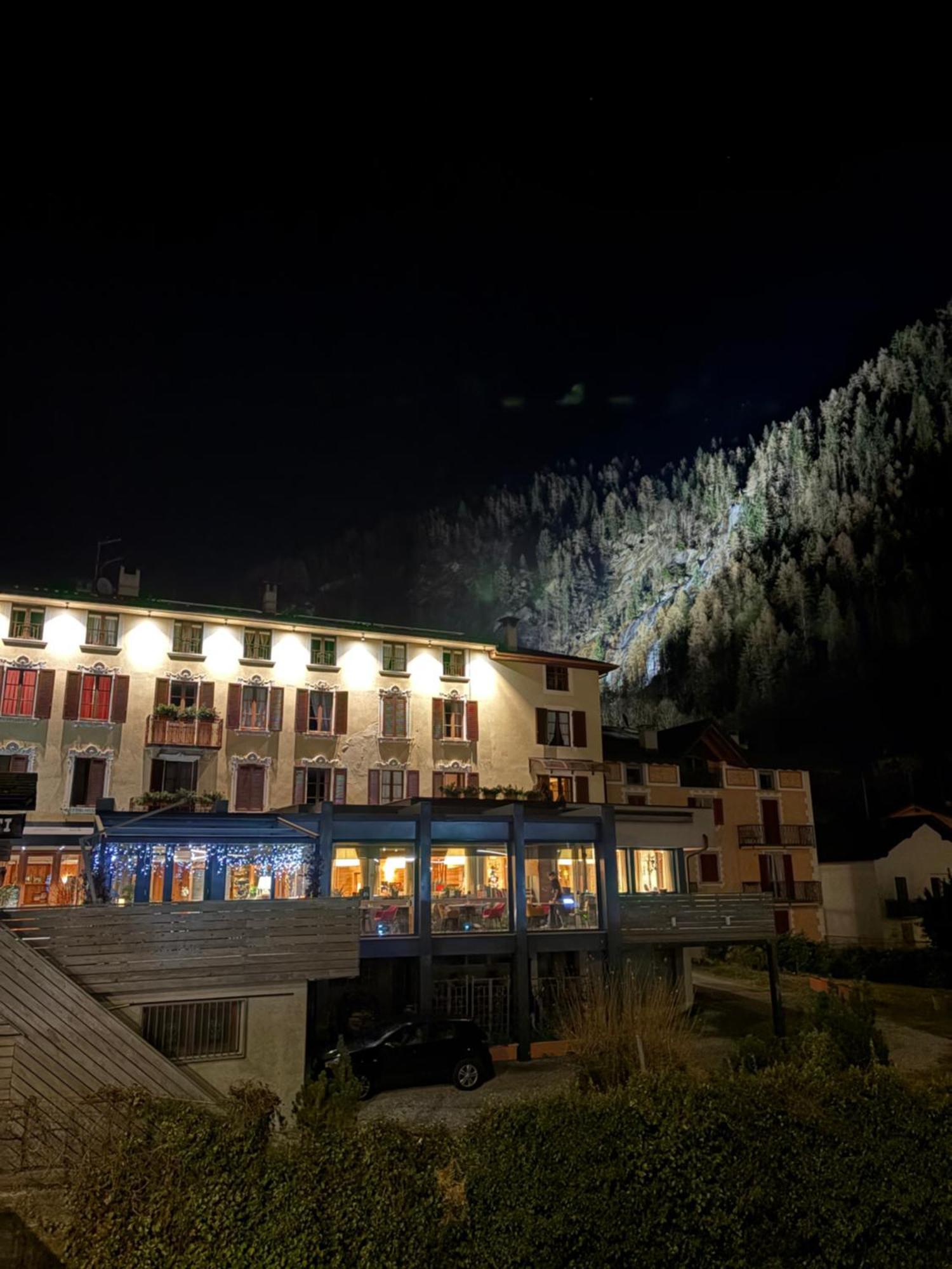 Hotel Pedretti บรานซิ ภายนอก รูปภาพ