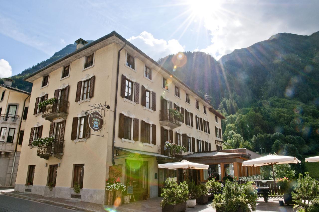 Hotel Pedretti บรานซิ ภายนอก รูปภาพ